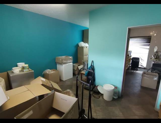 620M² BUSINESS CENTRE FOR SALE IN VANDERBIJLPARK CENTRAL